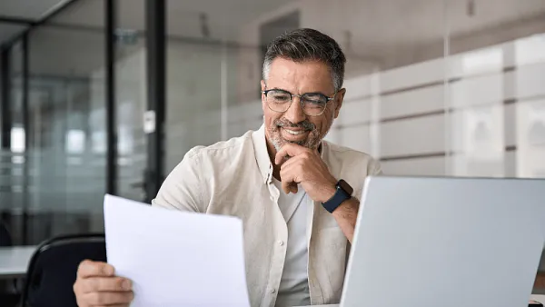 Finančná správa rozšíri registráciu z úradnej moci. Zdroj: shutterstock.com/Stock 4you