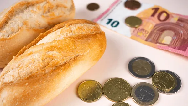Predčasné dôchodky spôsobili nedostatok pracovníkov v potravinárstve. Zdroj: shutterstock.com/Linguist
